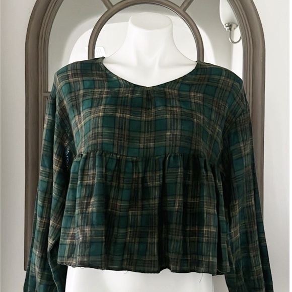 Chelsea & Violet Plaid Peplum Cropped Top in Olive, Size XS New w/Tag - Picture 3 of 8
